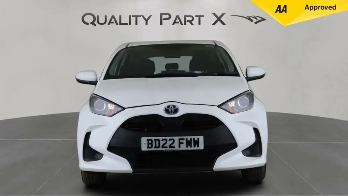 2022-toyota-yaris-15-vvt-i-icon-big-1