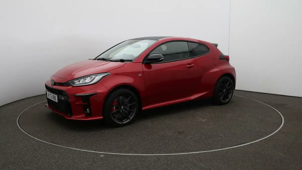 2022-toyota-yaris-16-gr-circuit-pack-big-62