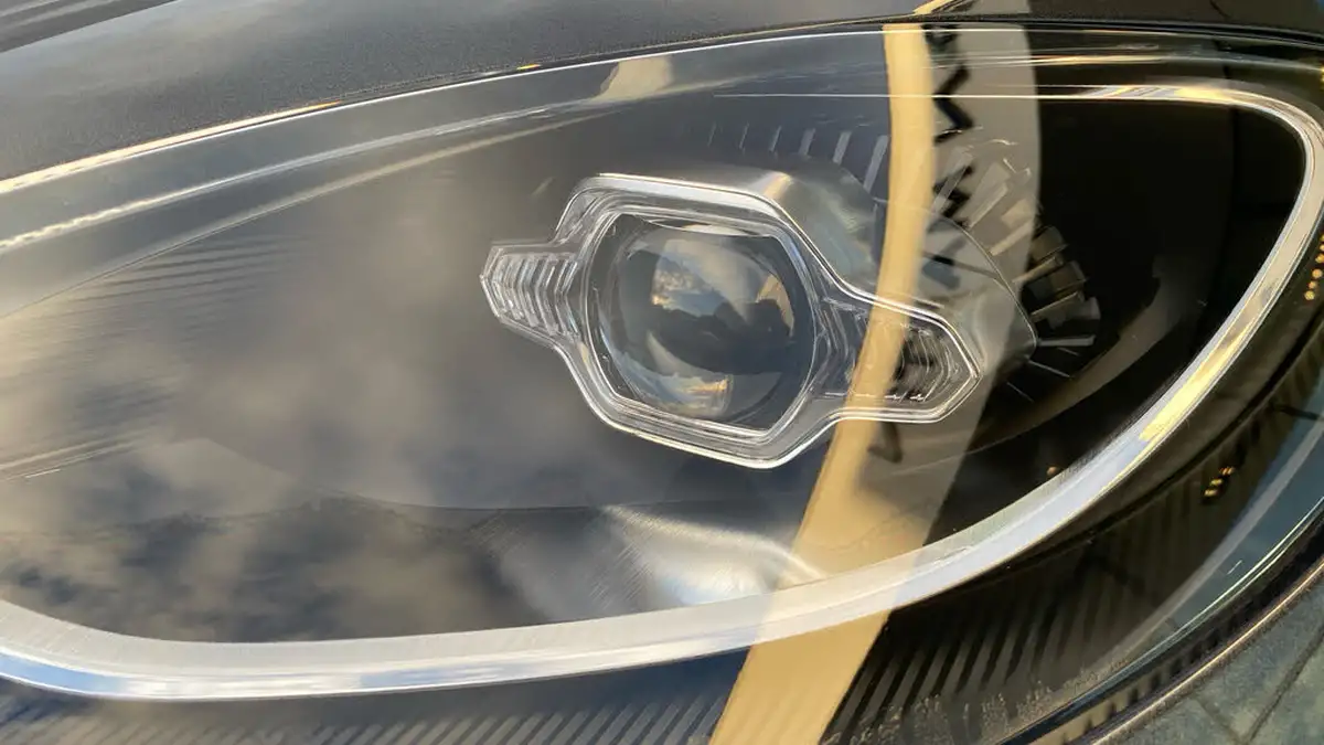 2024-aston-martin-dbx-40-v8-big-16