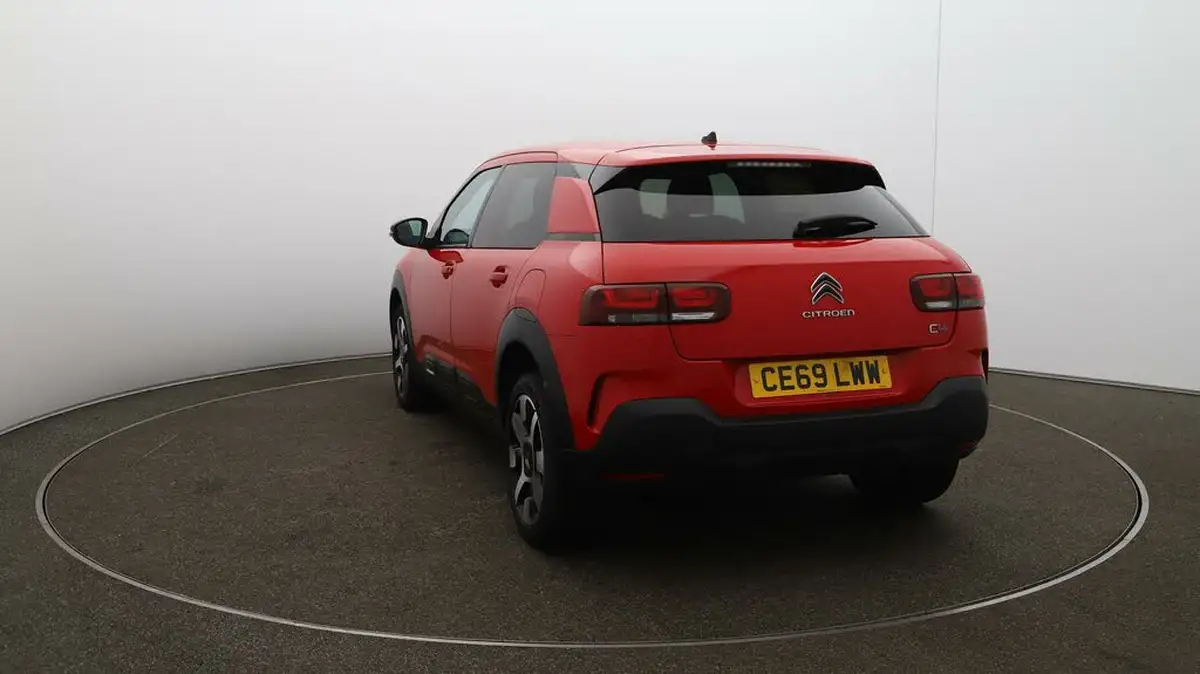 2019-citroen-c4-cactus-15bluehdi-flair-120ps-eat6-big-51