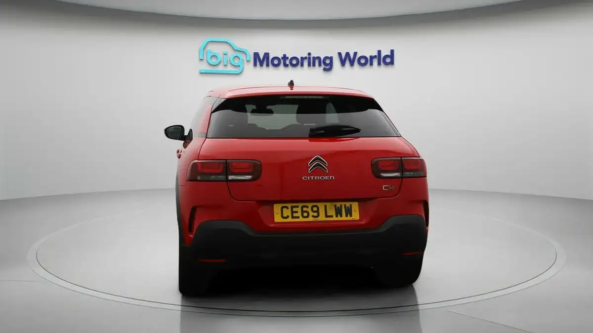 2019-citroen-c4-cactus-15bluehdi-flair-120ps-eat6-big-6