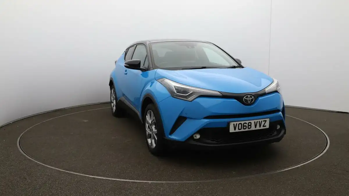 2018-toyota-c-hr-12-dynamic-big-34