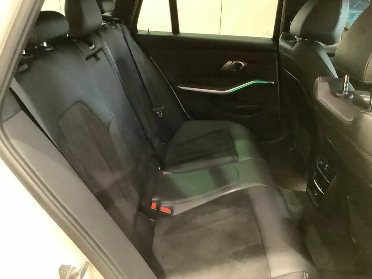 2022-bmw-3-series-20-330e-m-sport-touring-5d-big-18