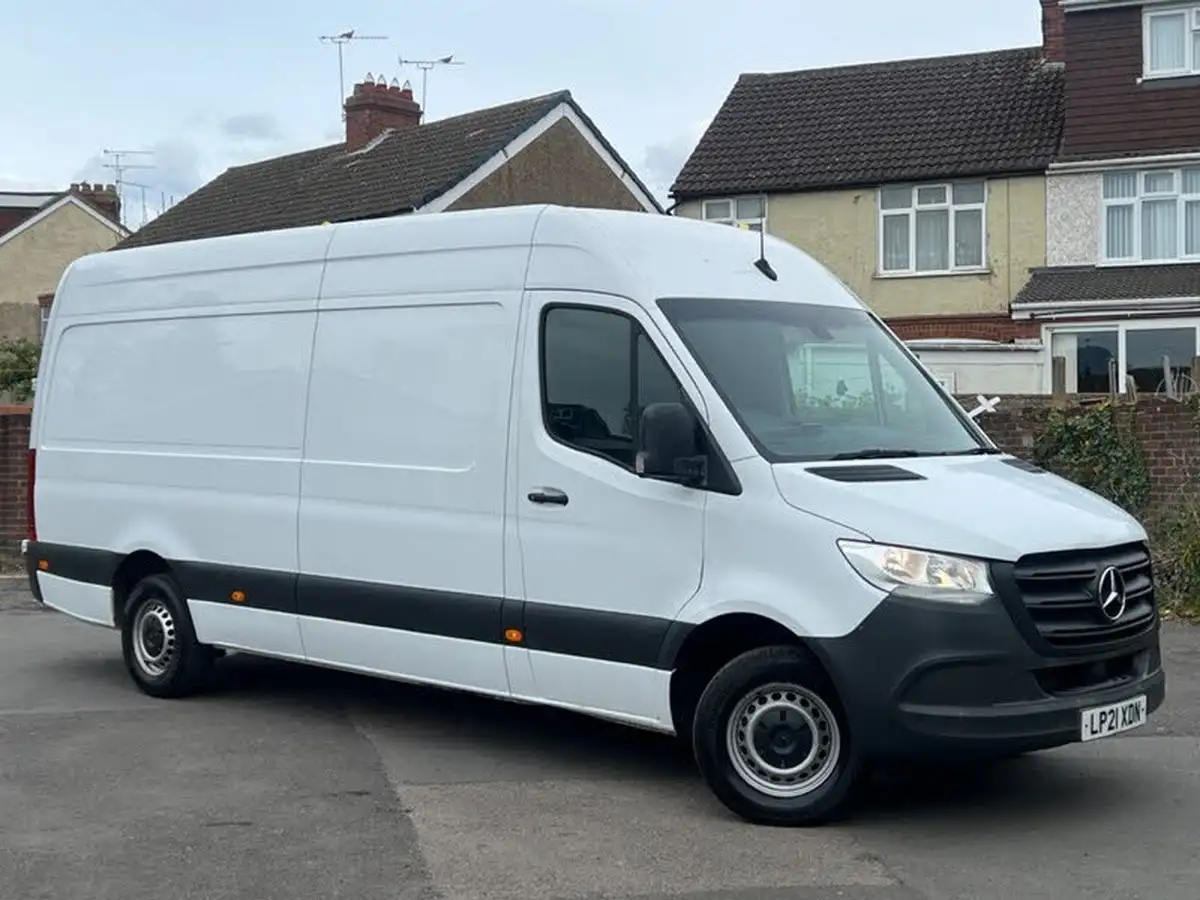 2021-mercedes-benz-sprinter-20cdi-315-l1h1-progressive-150pseu6dt-panel-rwd-eco-gear-360-big-31