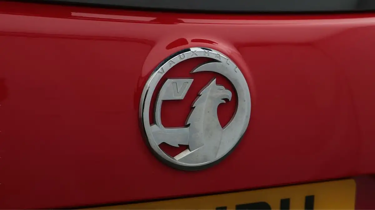 2019-vauxhall-crossland-x-12-elite-130ps-turbo-ss-big-21