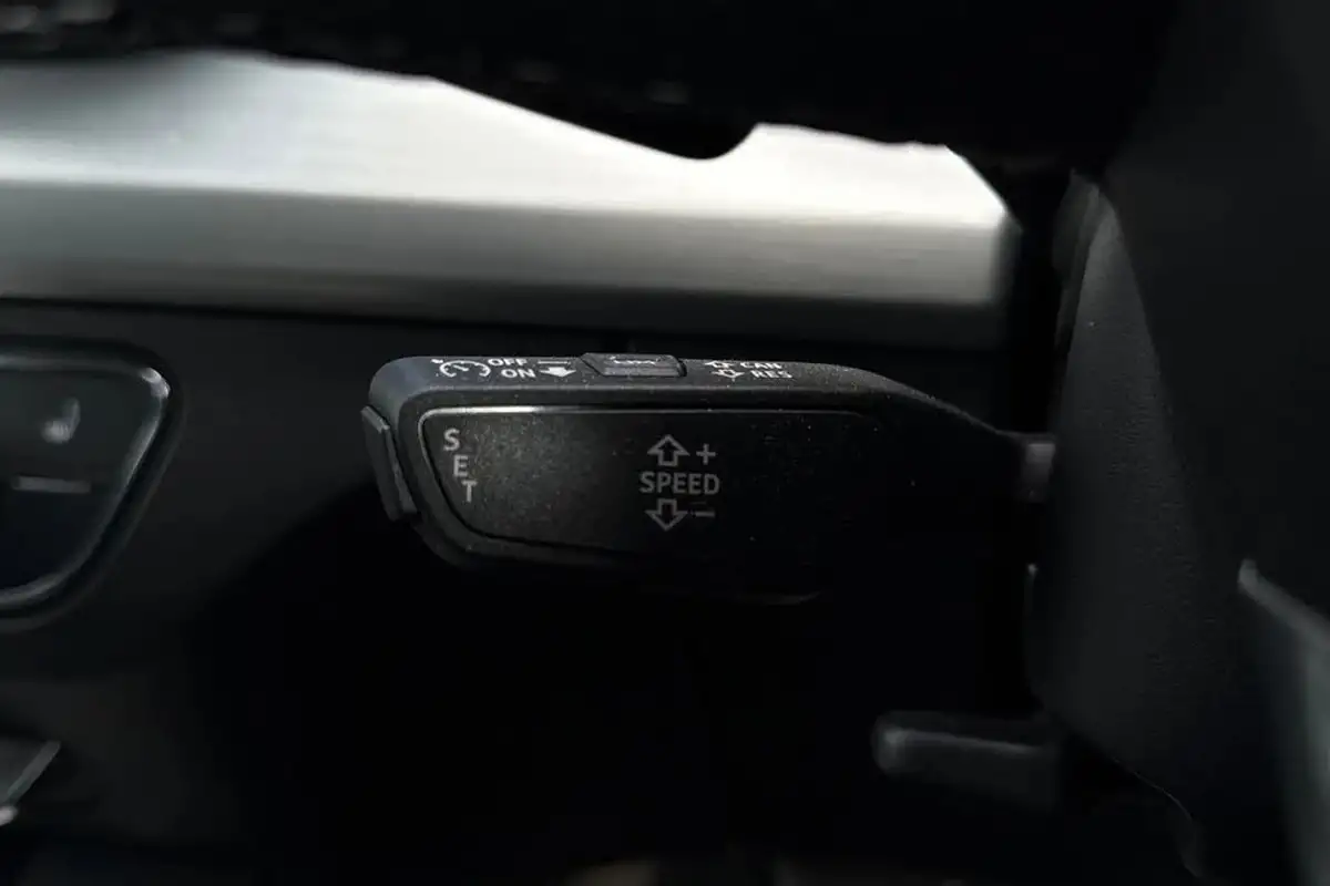 2025-audi-q5-20-45-tfsi-s-line-station-wagon-big-50