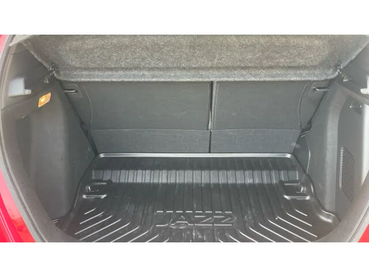 2021-honda-jazz-15-i-mmd-ex-107ps-big-3