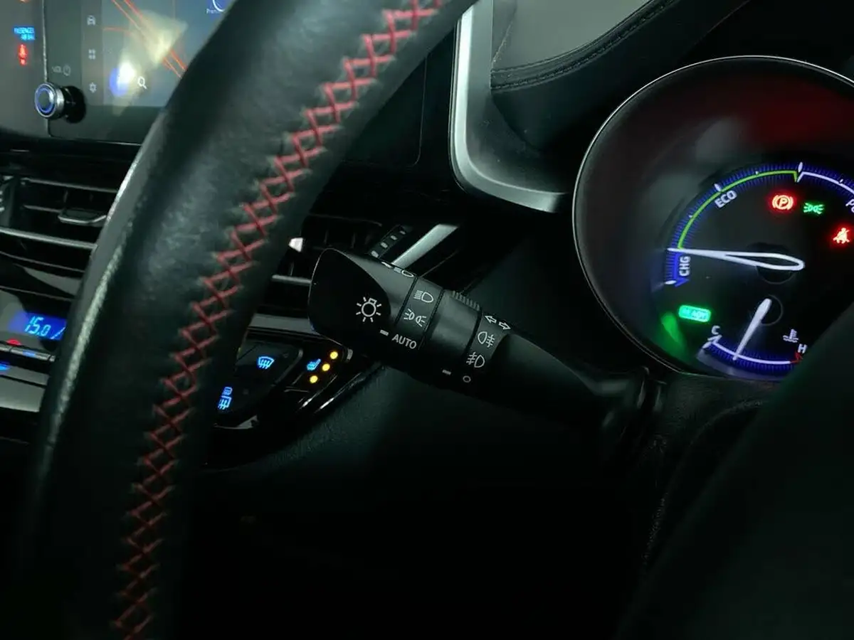 2022-toyota-c-hr-18-vvt-i-gr-sport-big-22