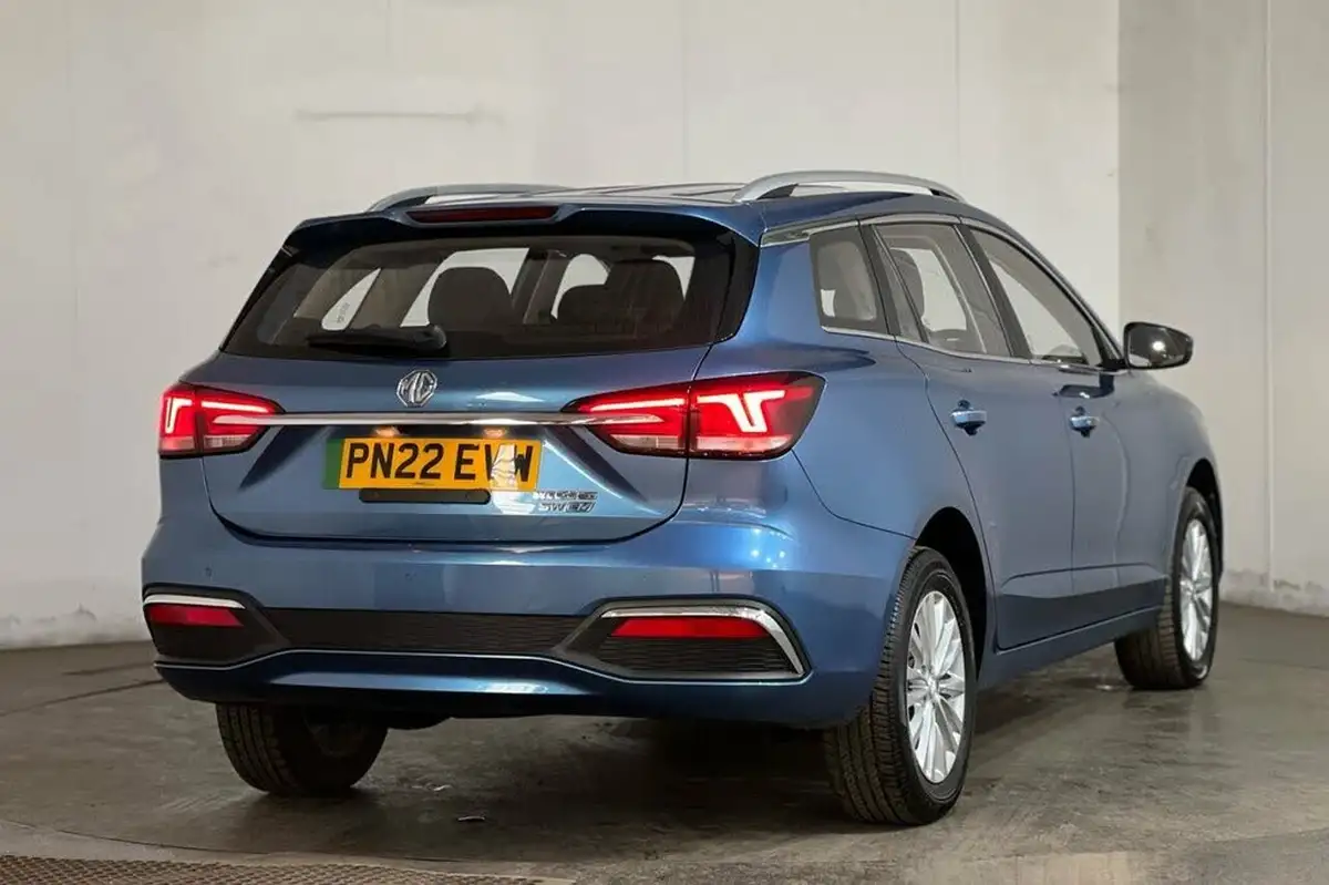 2022-mg-mg5-e-exclusive-ev-long-range-big-20