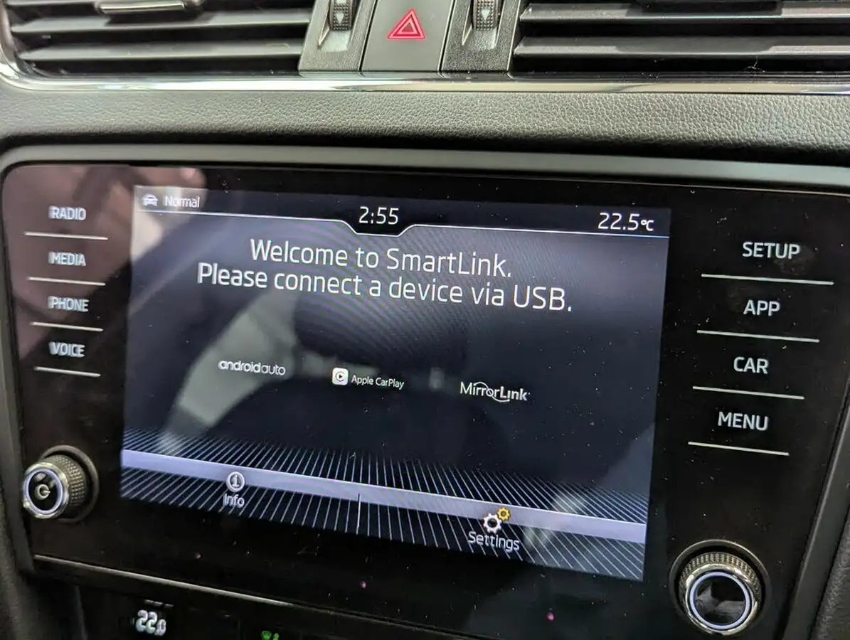 2019-skoda-octavia-15-tsi-se-estate-dsg-big-23