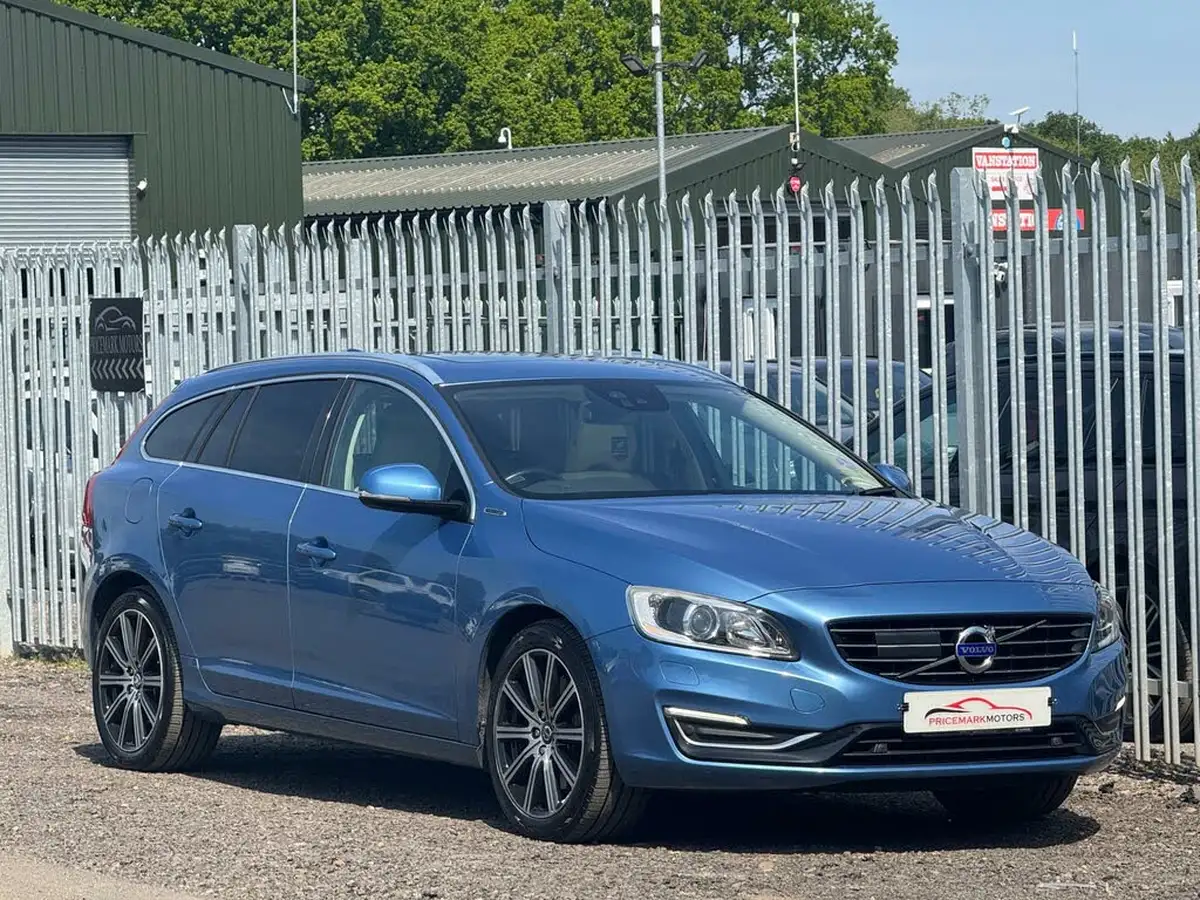 2014-volvo-v60-24td-d6-hybrid-big-55