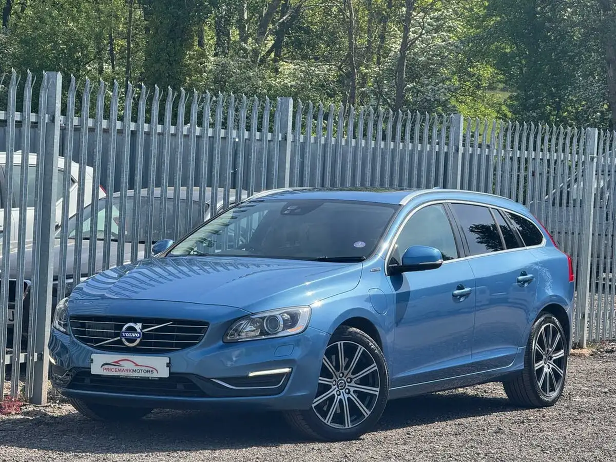 2014-volvo-v60-24td-d6-hybrid-big-31