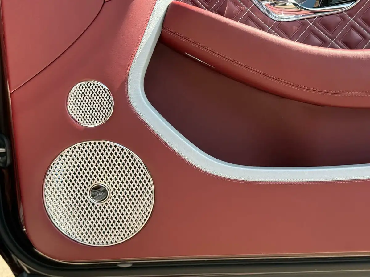 2023-bentley-continental-40-gt-v8-mulliner-convertible-big-16