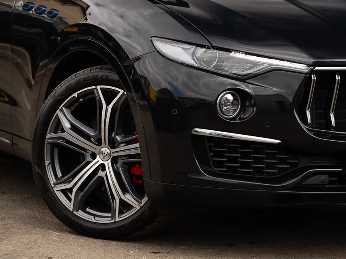 2022-maserati-levante-20-gt-big-19