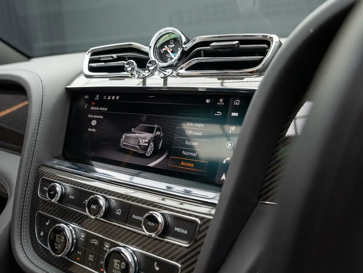 2022-bentley-bentayga-40-v8-s-big-9