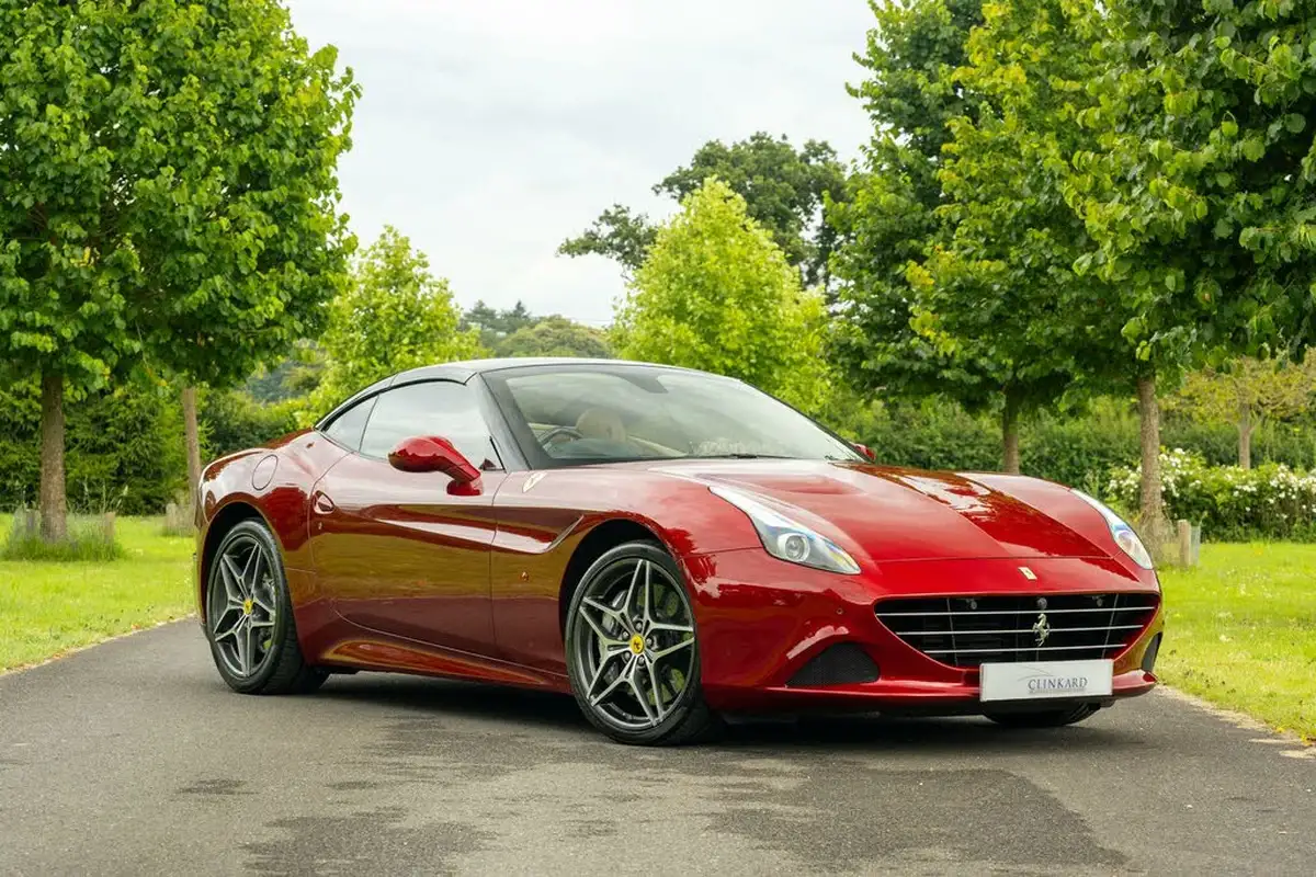 2015-ferrari-california-39-t-big-17