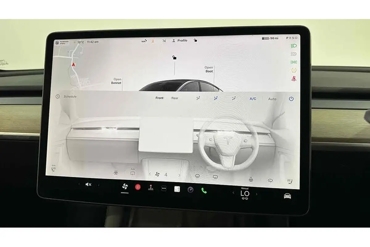 2022-tesla-model-y-e-long-range-big-36