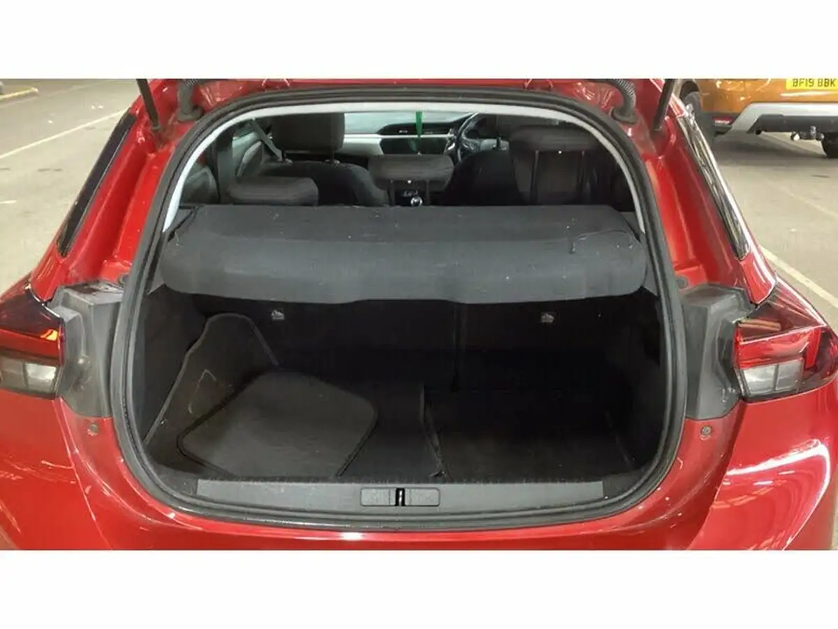 2020-vauxhall-corsa-12i-se-premium-big-3