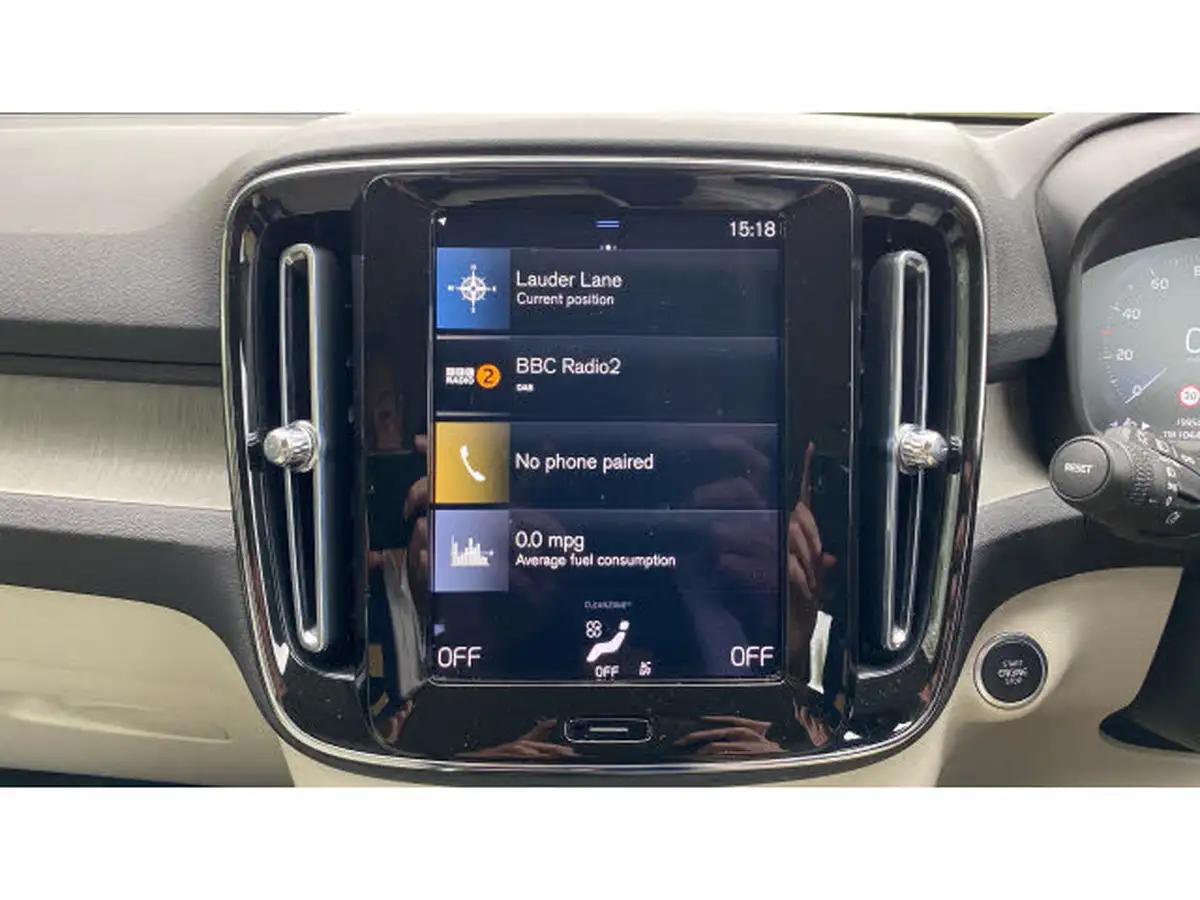 2021-volvo-xc40-15-t5-inscription-262bhp-big-28