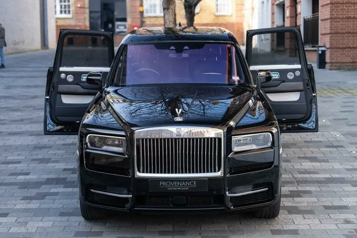 2024-rolls-royce-cullinan-675-big-13