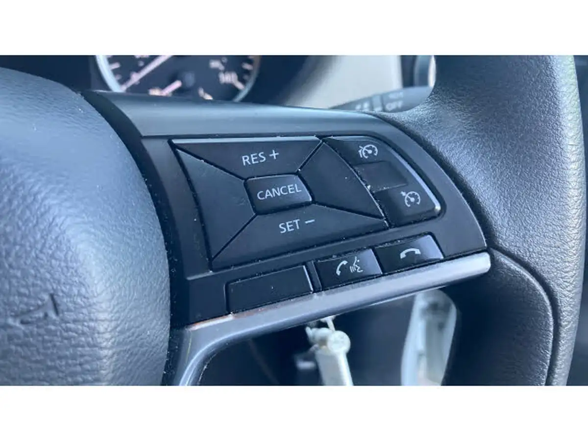 2018-nissan-micra-09-ig-t-acenta-big-20