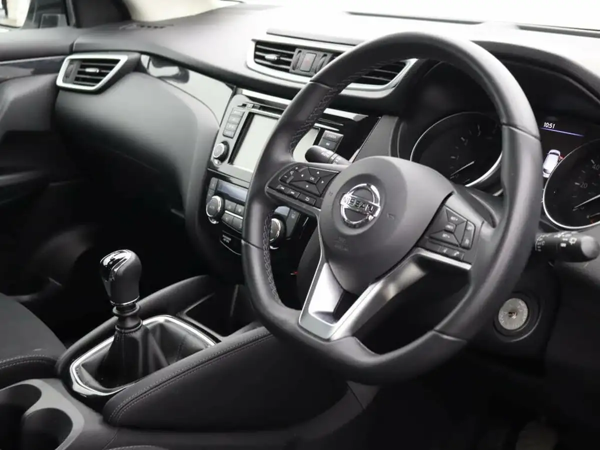 2021-nissan-qashqai-13-dig-t-acenta-premium-140ps-big-11