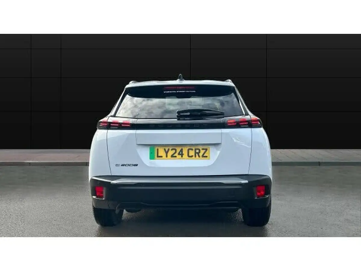 2024-peugeot-2008-suv-e-allure-136ps-50kwh-big-5