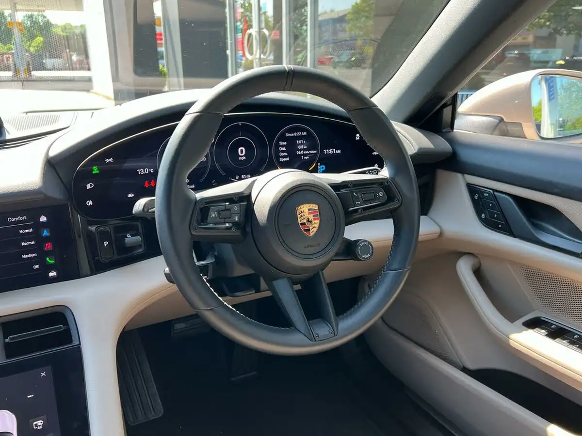 2023-porsche-taycan-e-4s-sport-turismo-530ps-big-13
