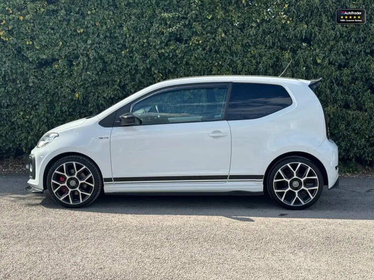 2020-volkswagen-up-10-gti-3d-big-29