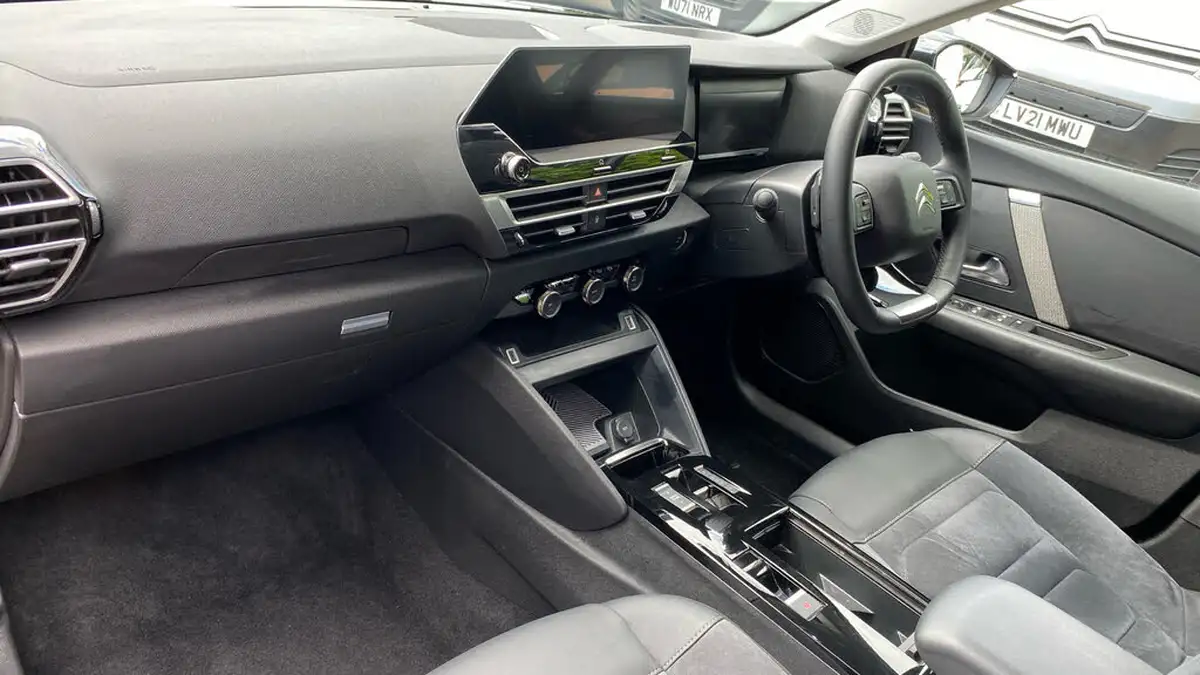 2024-citroen-c4-12-puretech-max-130ps-ss-eat8-big-11