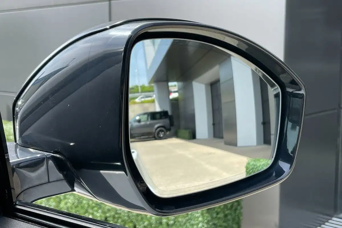2019-jaguar-e-pace-20-i4d-chequered-flag-150ps-big-9