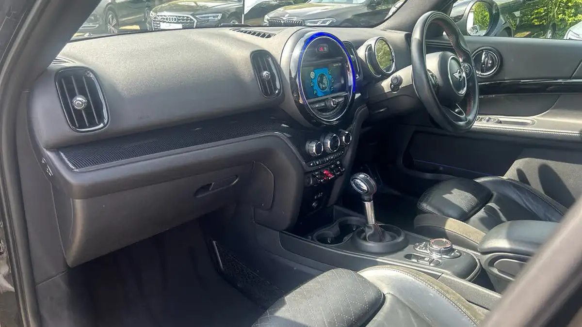 2018-mini-countryman-20-john-cooper-works-ss-auto-big-9