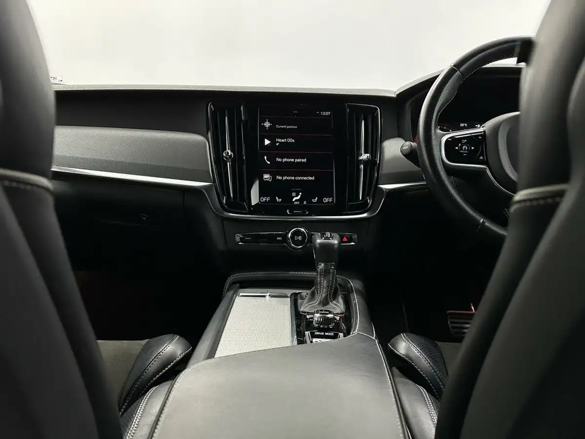 2018-volvo-s90-20td-d5-r-design-awd-big-17