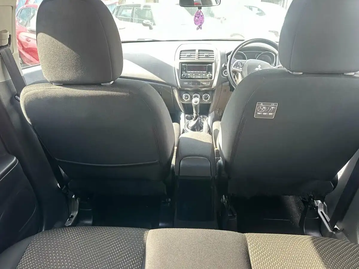 2014-mitsubishi-asx-16-3-leather-big-11