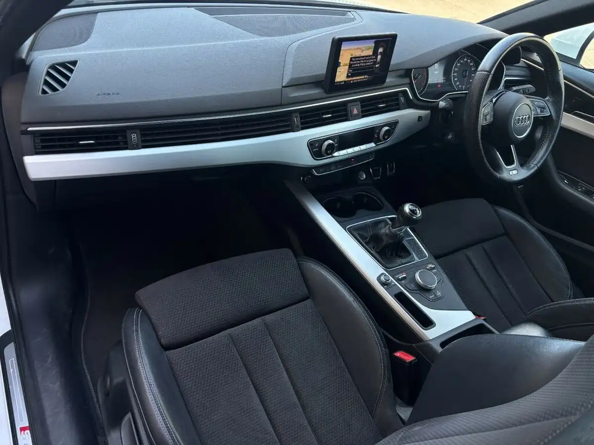 2017-audi-a4-14-tfsi-s-line-big-11