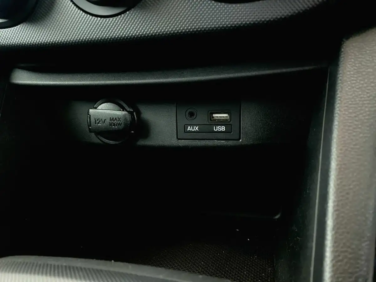 2018-hyundai-i10-10-go-se-67ps-big-33