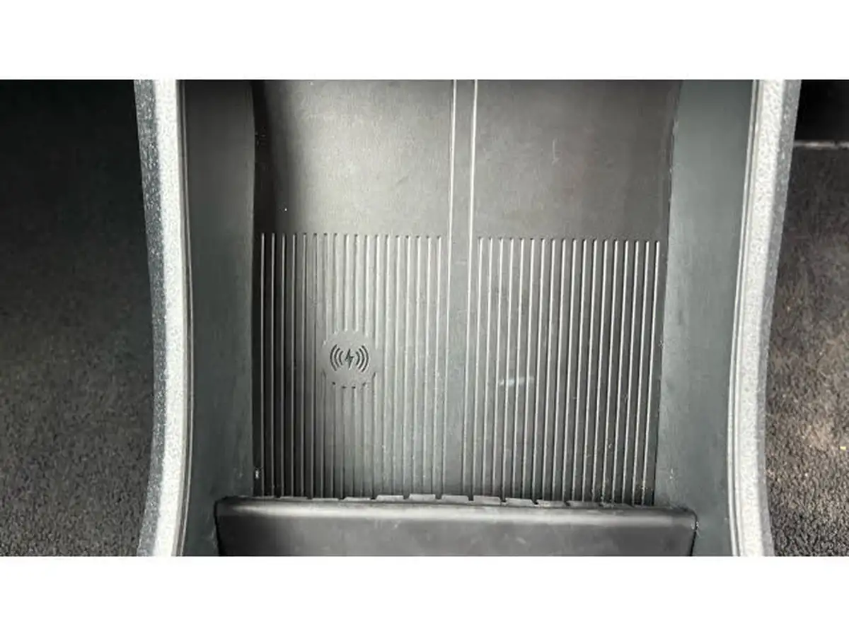 2024-volvo-ex30-e-single-motor-plus-extended-range-big-39