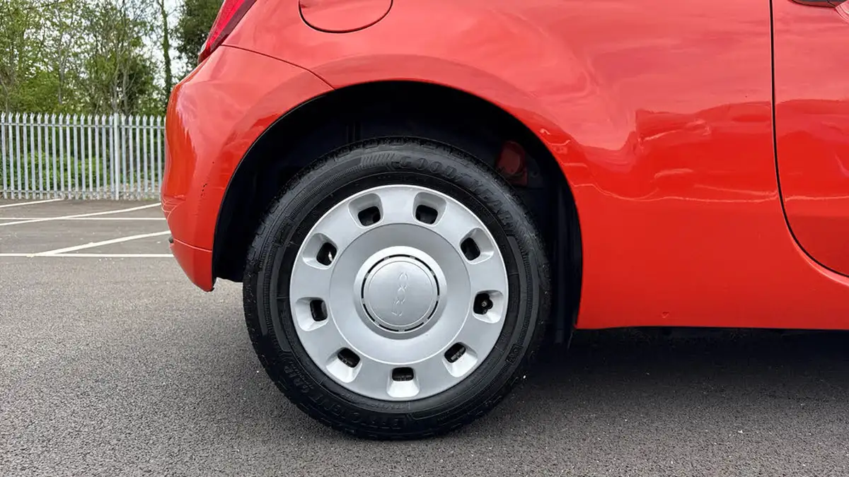 2022-fiat-500-10-pop-big-18
