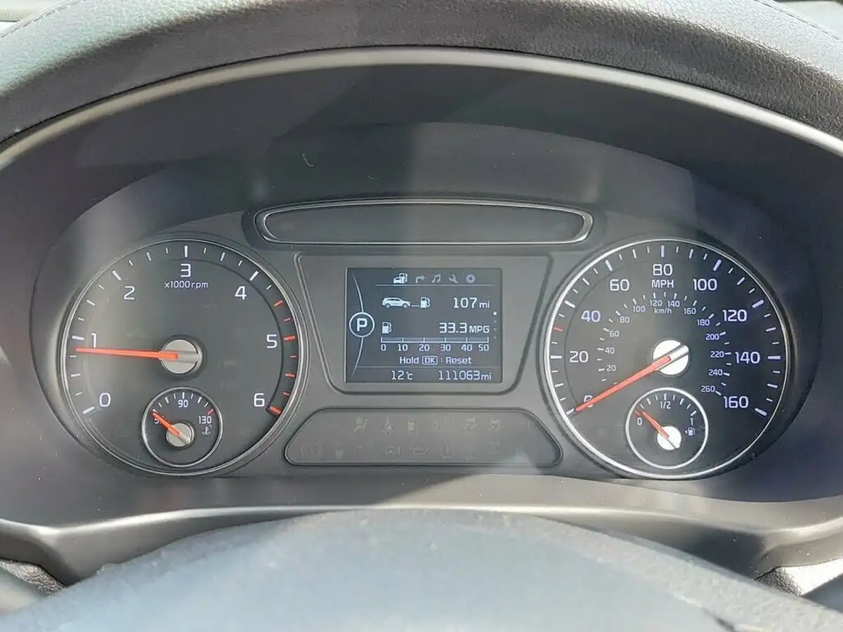 2015-kia-sorento-22-crdi-kx-2-197bhp-awd-isg-auto-big-32