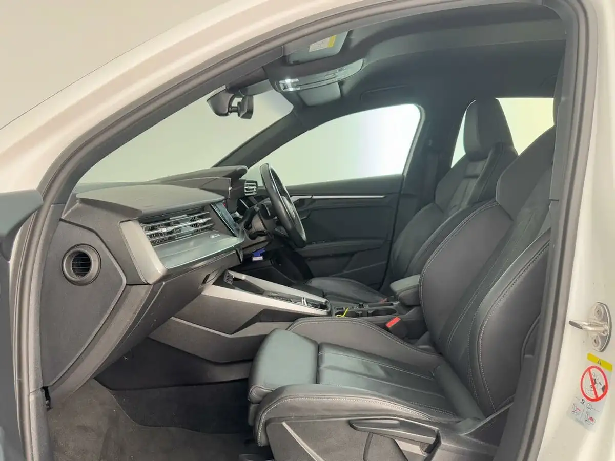 2022-audi-a3-14-40-tfsi-e-s-line-big-11