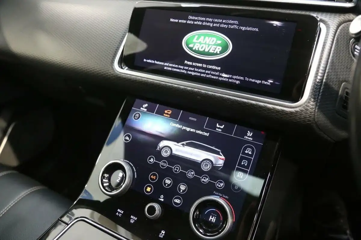 2018-land-rover-range-rover-velar-20-d240-r-dynamic-se-big-16