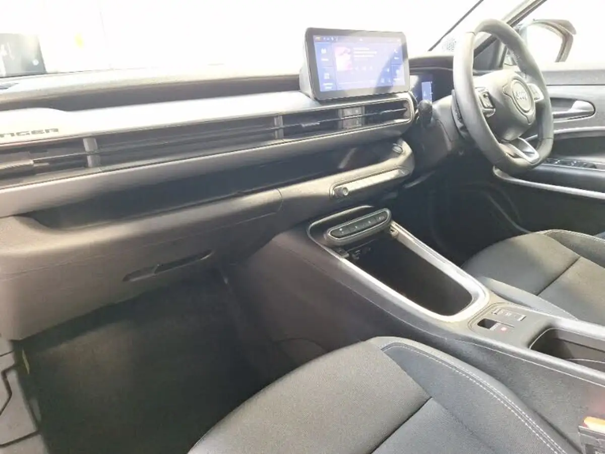 2024-jeep-avenger-12-gse-summit-e-hybrid-48v-auto-big-4