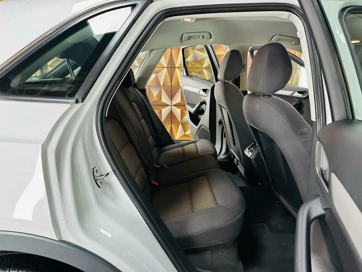 2013-audi-q3-20td-quattro-se-140ps-big-61