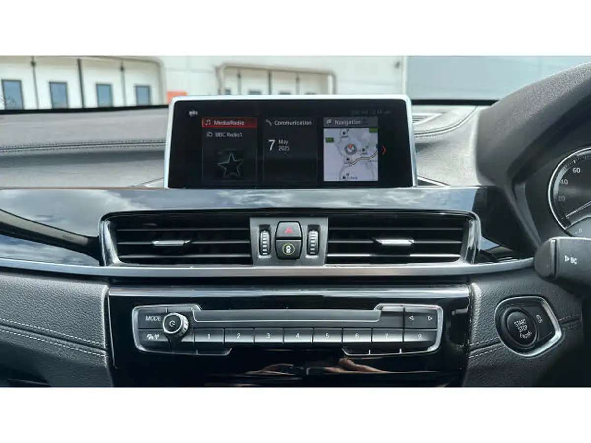 2022-bmw-x1-20td-sdrive18d-xline-sport-auto-big-7