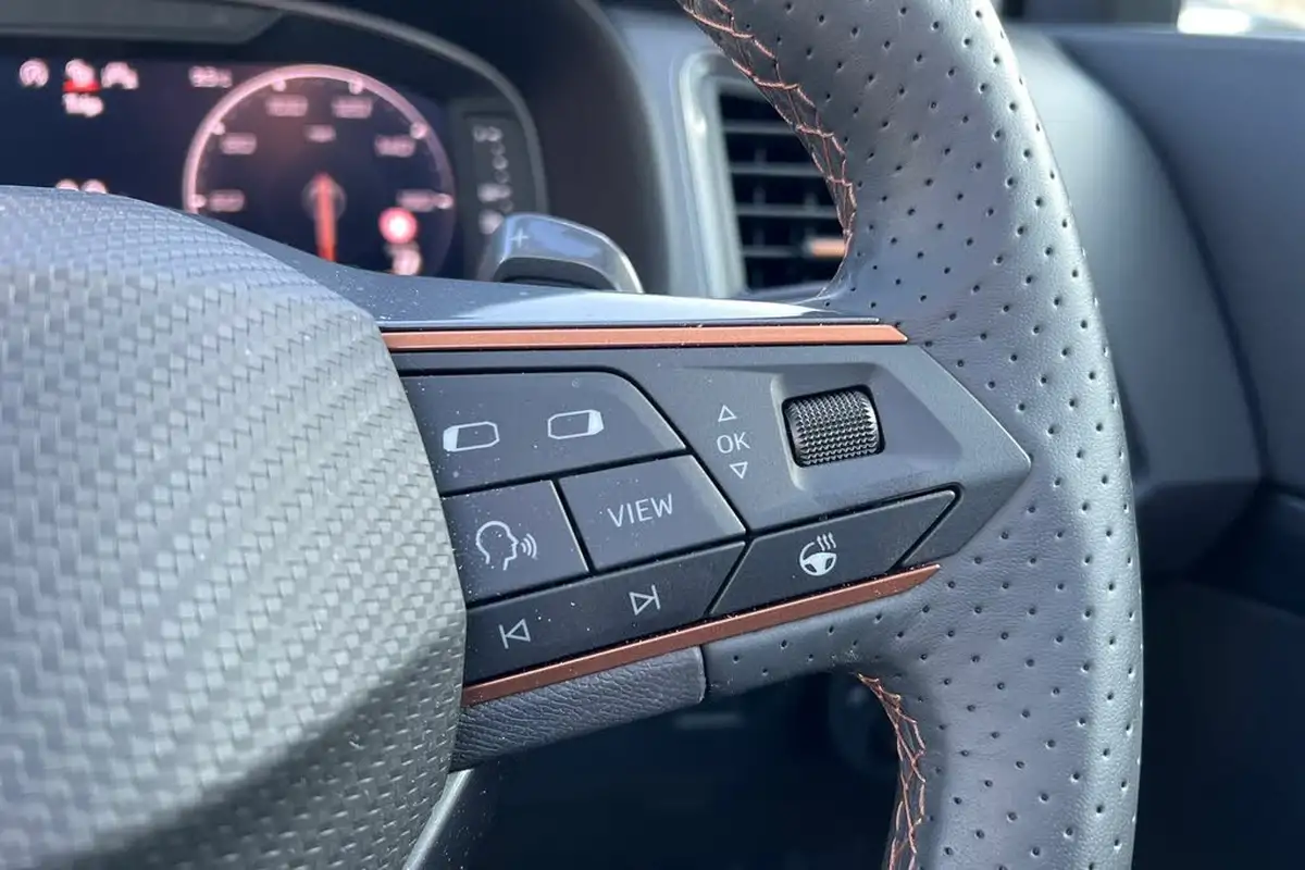 2024-cupra-ateca-15-ecotsi-v2-big-24