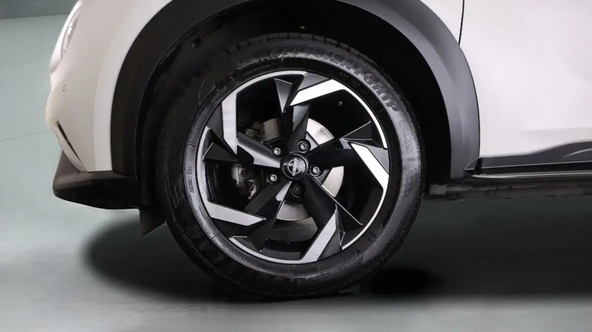 2023-nissan-juke-10-dig-t-n-connecta-big-18