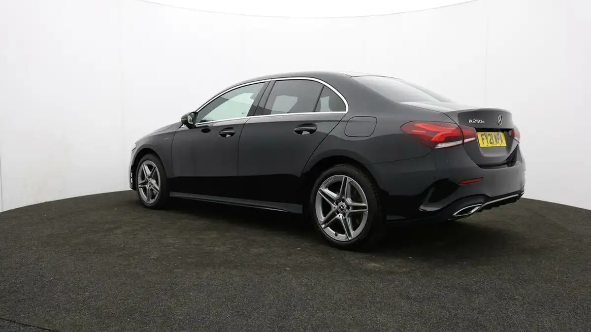 2021-mercedes-benz-a-class-13-a250e-amg-line-executive-saloon-4d-big-66