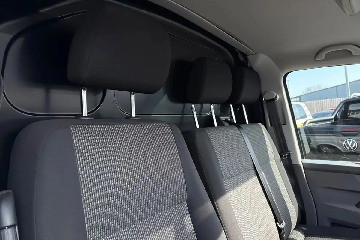 2024-volkswagen-transporter-big-20