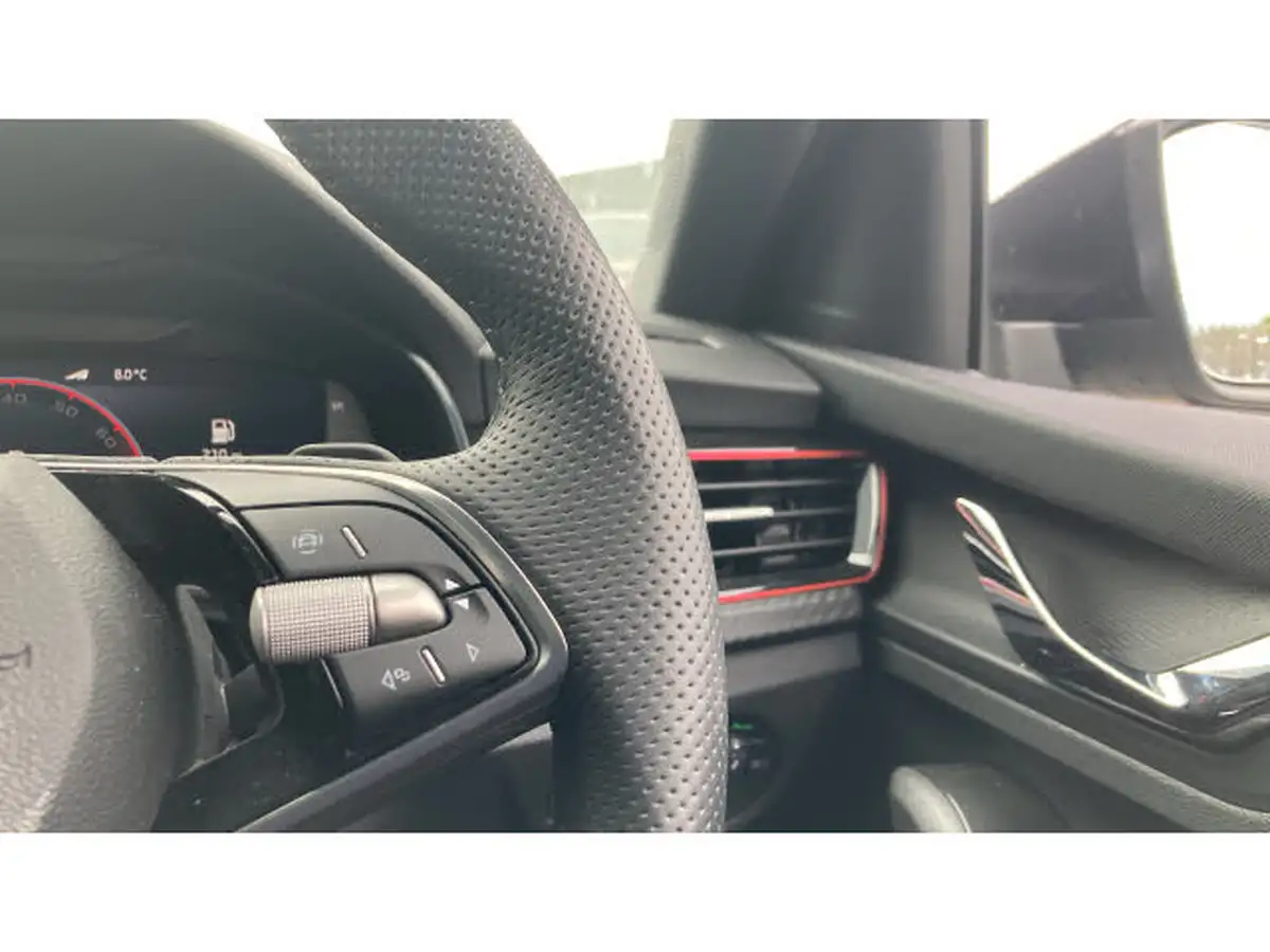 2025-skoda-scala-15-tsi-monte-carlo-edition-dsg-big-22