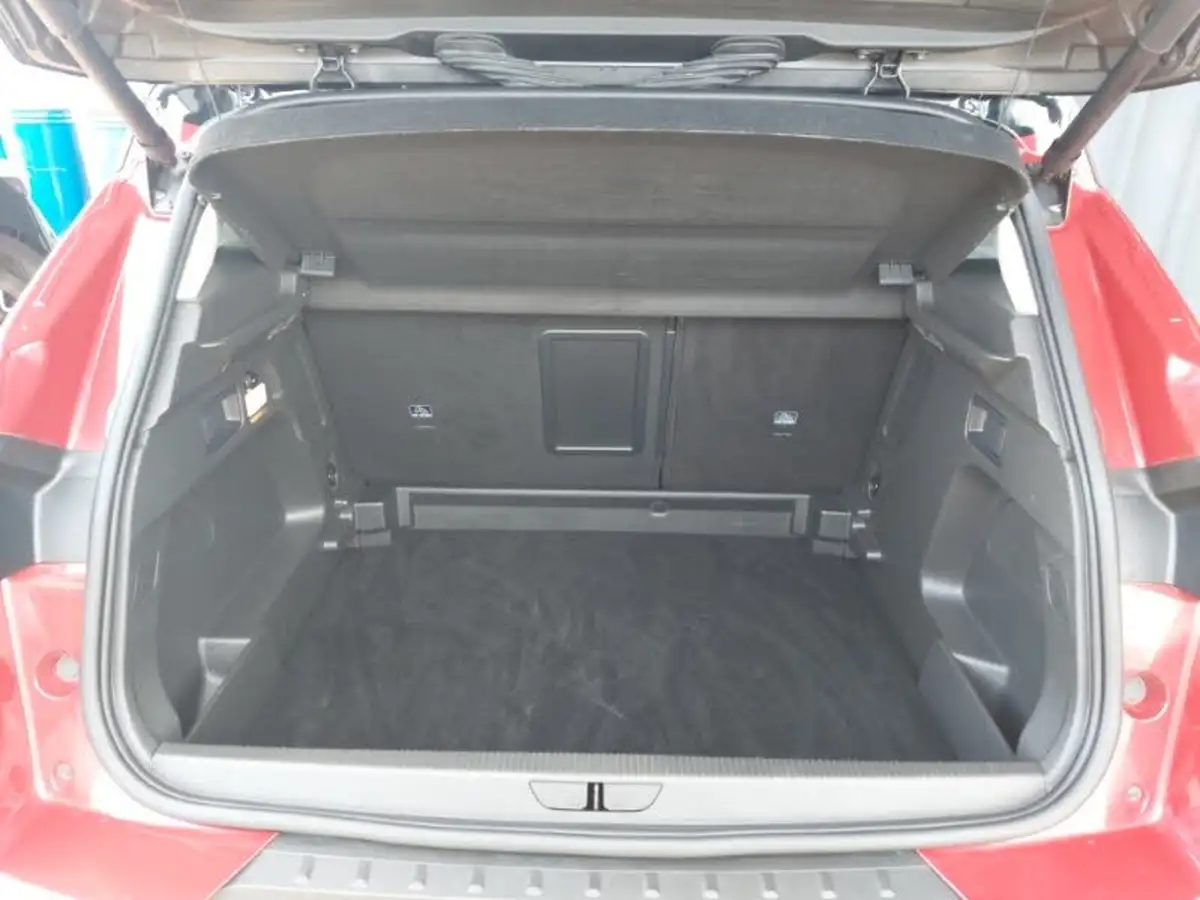 2021-vauxhall-grandland-x-12-griffin-auto-big-7